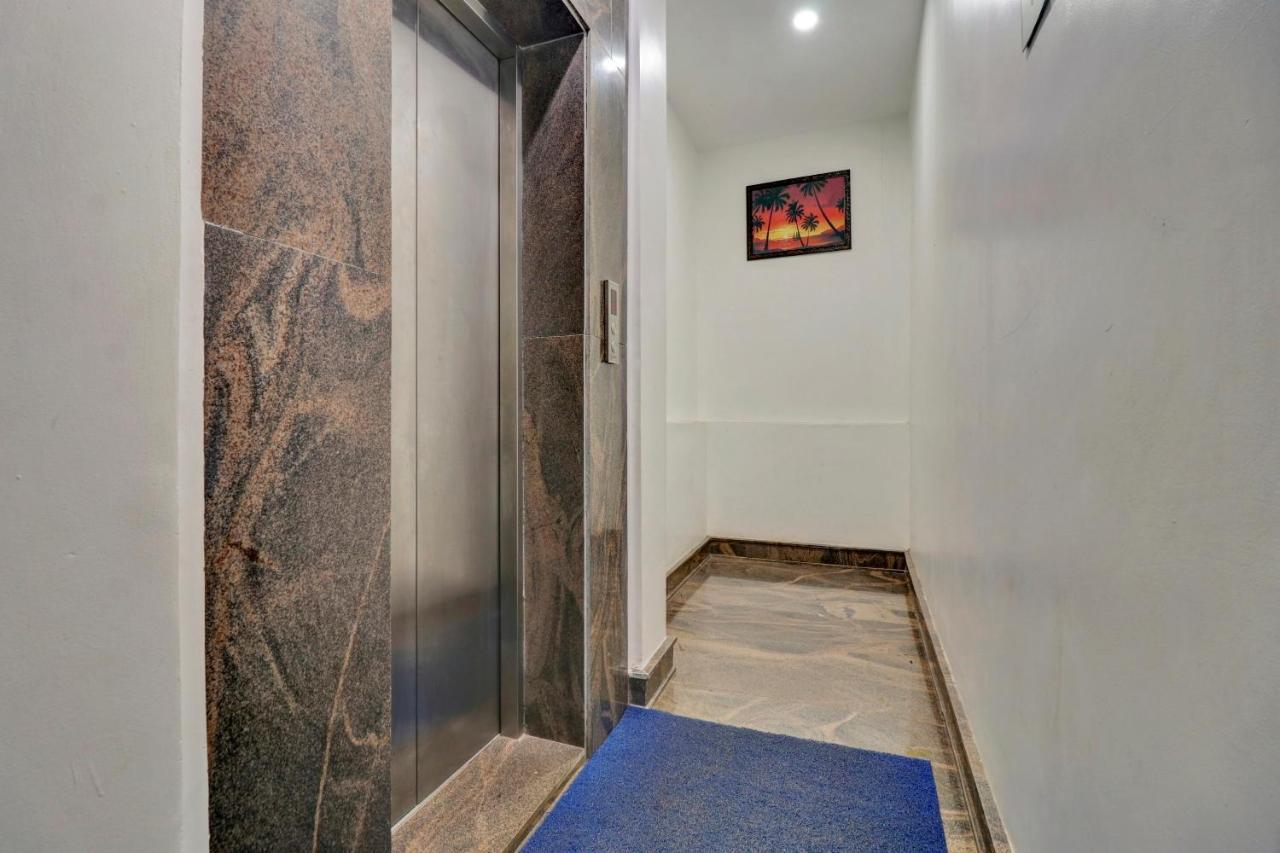 Oyo Townhouse 1070 Ramis Plaza Ξενοδοχείο Tullipurmbu Εξωτερικό φωτογραφία