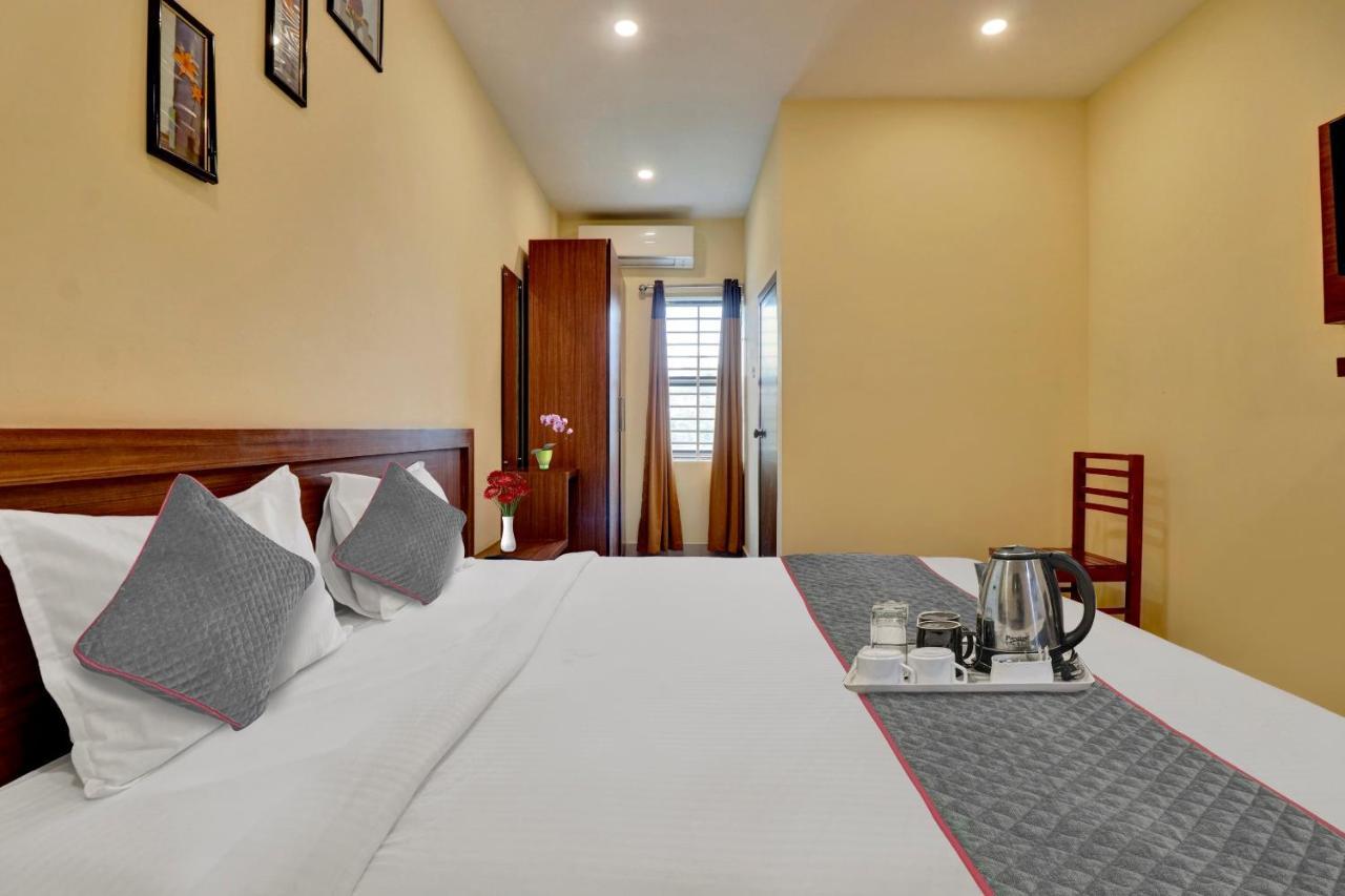 Oyo Townhouse 1070 Ramis Plaza Ξενοδοχείο Tullipurmbu Εξωτερικό φωτογραφία
